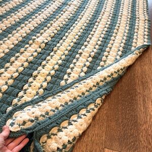 Vintage Wool Crochet Bobble Blanket – 1960s/70s Cottagecore Afghan Teal Cream